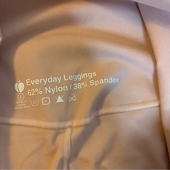 Everyday Pink Leggings and Sports Bra - Picture 3 of 7